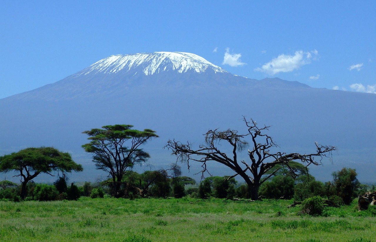 mount-kilimanjaro-g21d44b087_1280